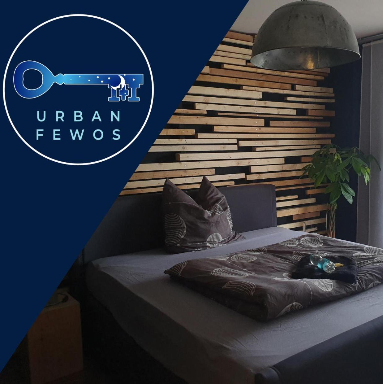 Black & Wood Design Im Zentrum Cottbus